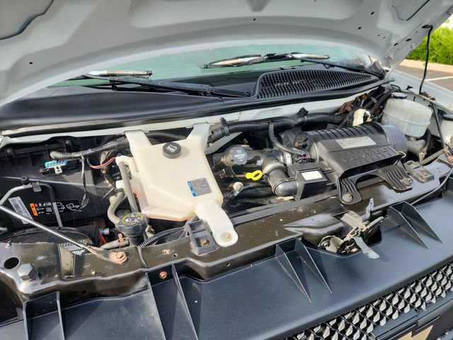 Used 2013 Chevrolet Express 3500 Extended RWD image 14