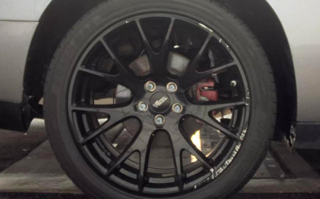 Used 2015 Dodge Challenger SXT RWD image 8