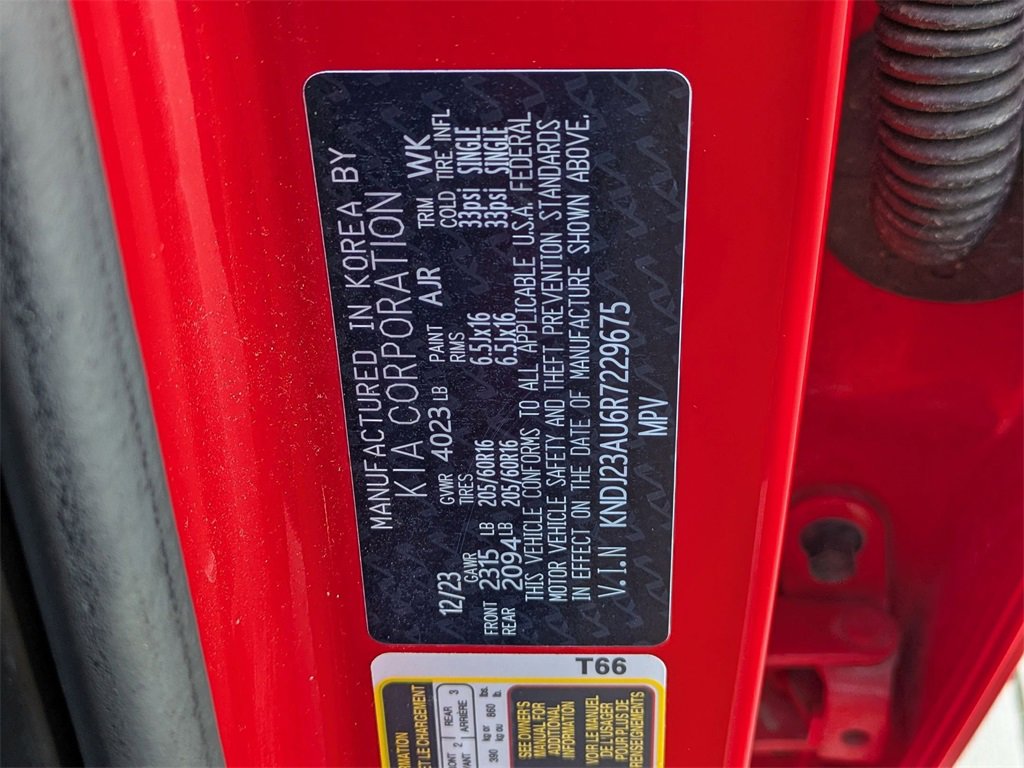 Used 2024 Kia Soul LX w/ Option Group 015 image 32