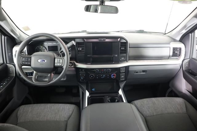 Used 2025 Ford F250 XLT w/ FX4 Off-Road Package image 34