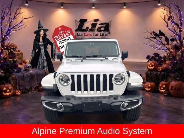 Used 2018 Jeep Wrangler Unlimited Sahara AWD/4WD image 9
