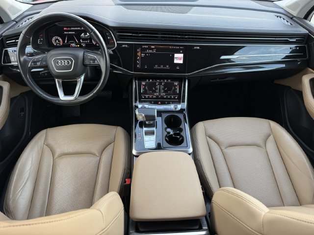 Used 2023 Audi Q7 3.0T Prestige w/ Prestige Package AWD/4WD image 11