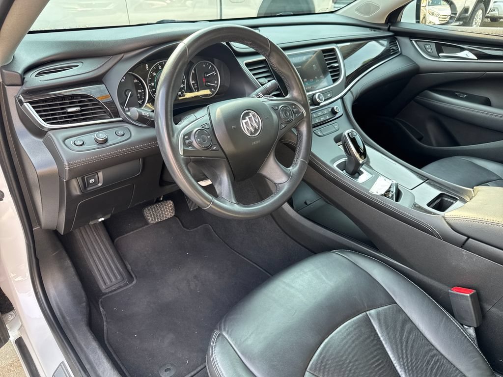 Used 2018 Buick LaCrosse Essence w/ Sun and Shade Package FWD image 5