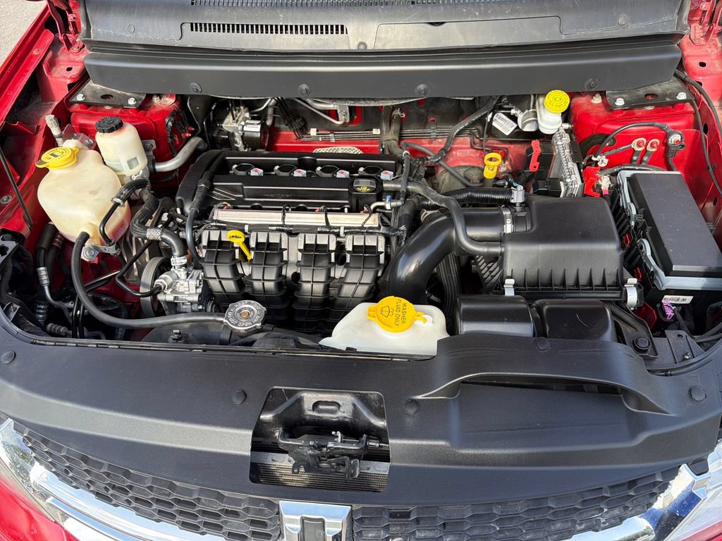 Used 2020 Dodge Journey SE FWD image 16