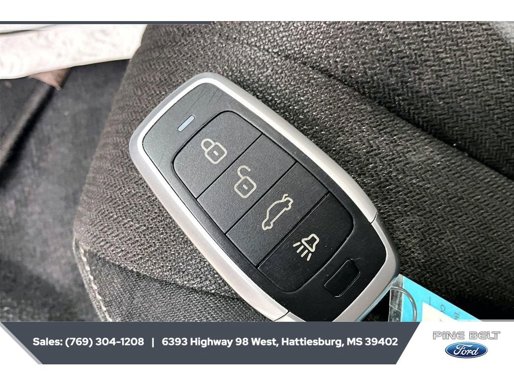 Used 2023 Honda Accord EX image 9