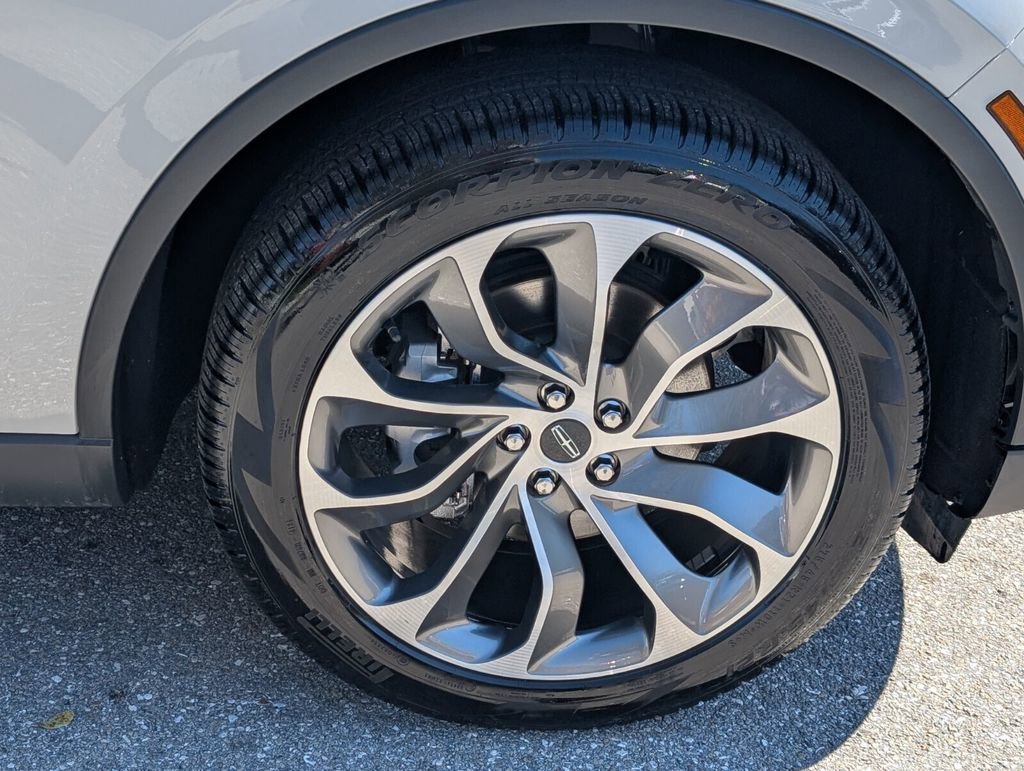 Used 2025 Lincoln Aviator Reserve w/ Illumination Package image 18