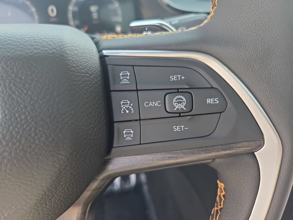 New 2026 Jeep Grand Cherokee Limited AWD/4WD image 21