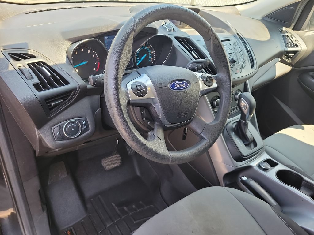 Used 2015 Ford Escape SE FWD image 14