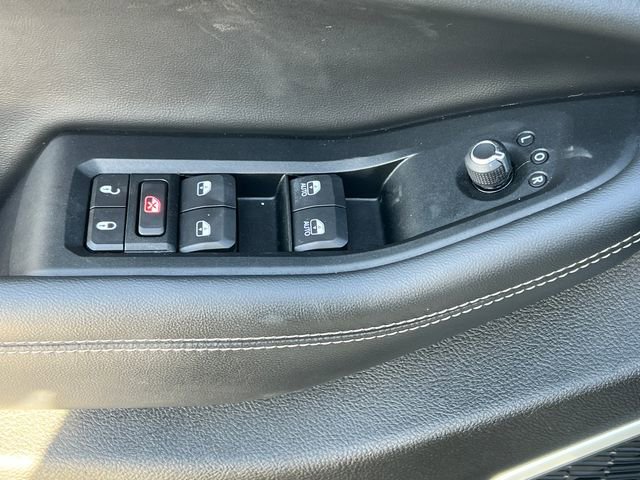 Certified 2022 Jeep Grand Cherokee Altitude image 15