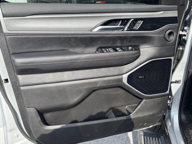 New 2026 Jeep Grand Wagoneer Limited image 12