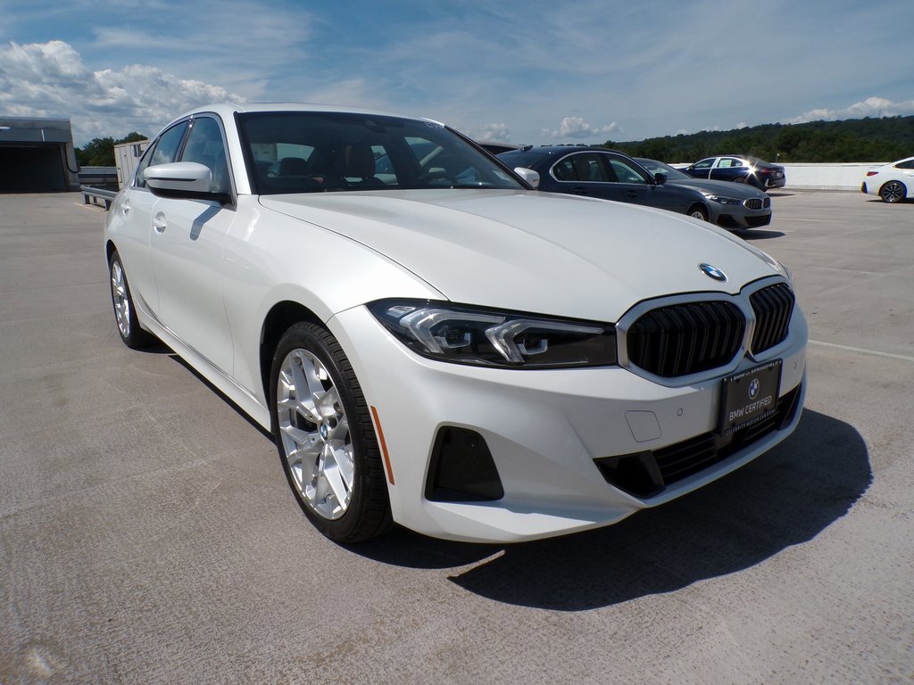 Certified 2025 BMW 330i xDrive Sedan w/ Convenience Package image 1