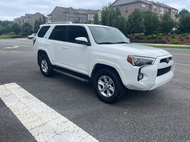 Used 2016 Toyota 4Runner SR5 AWD/4WD image 2