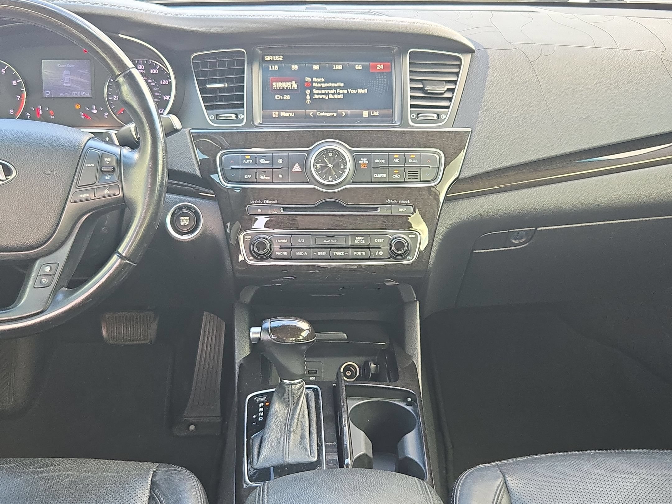 Used 2014 Kia Cadenza Premium FWD image 16