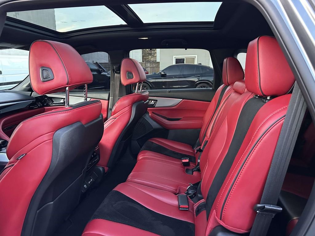 Used 2023 Acura MDX A-Spec image 11