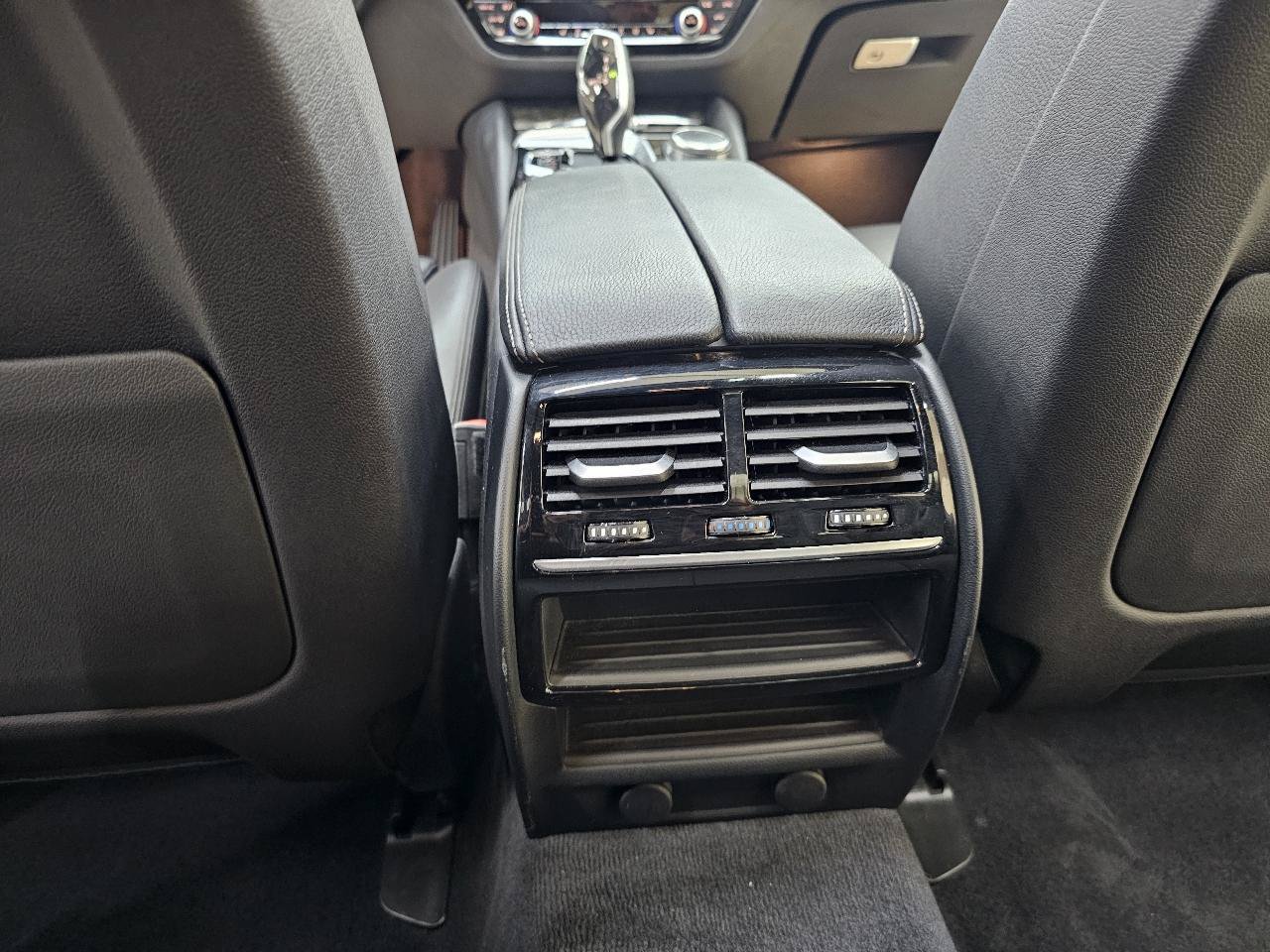 Used 2017 BMW 530i RWD image 26