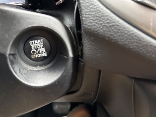 Used 2021 Jeep Compass 80th Special Edition image 34