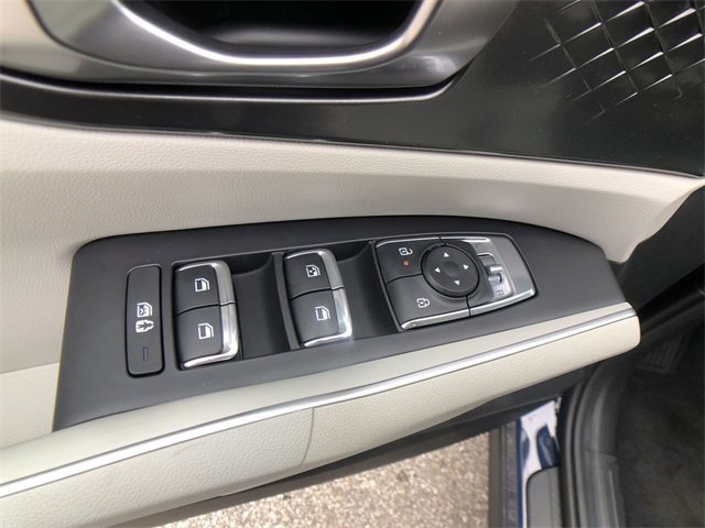 New 2025 Kia Sorento S w/ Panoramic Sunroof Package image 13