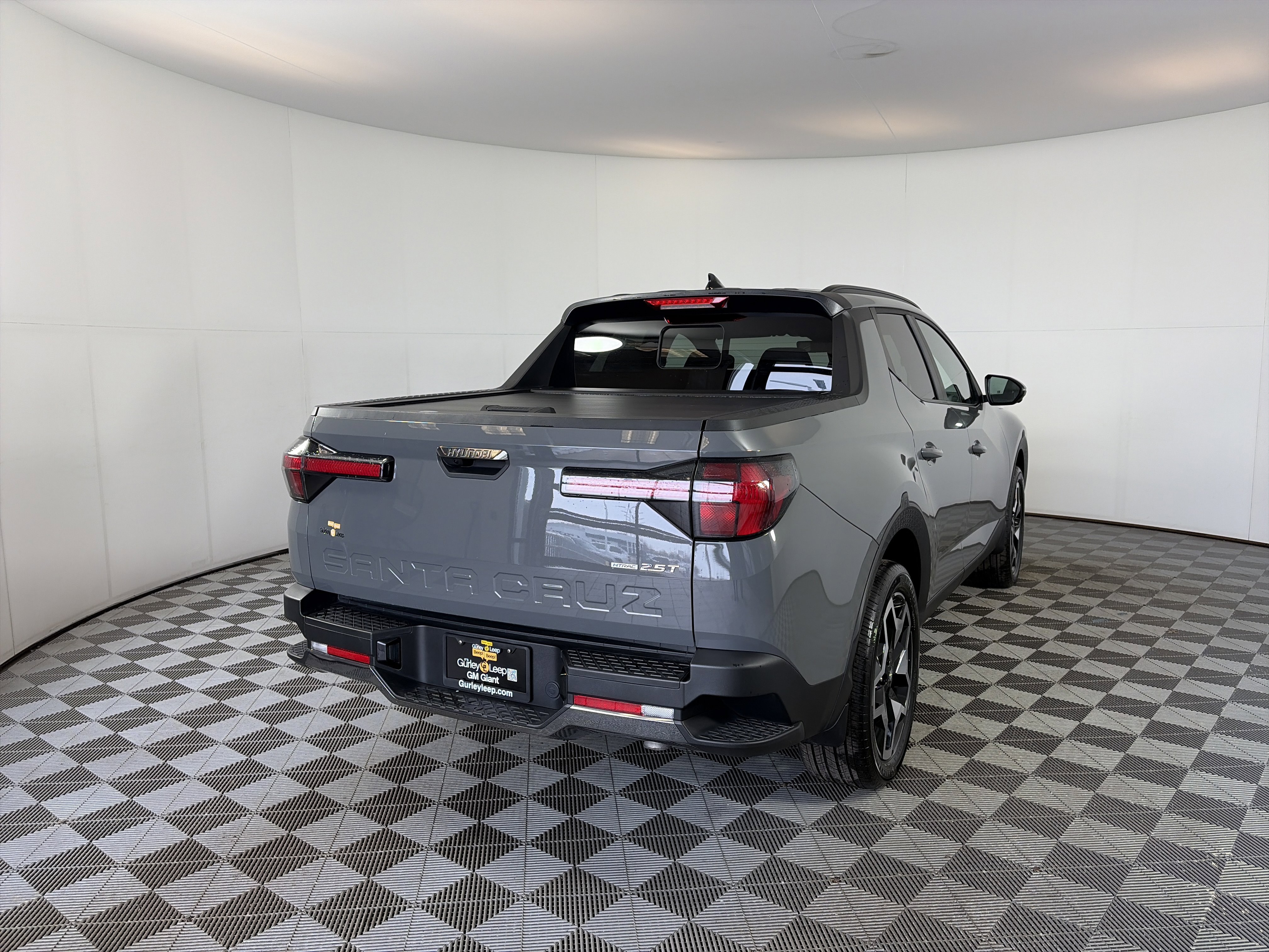 Used 2024 Hyundai Santa Cruz Limited image 9