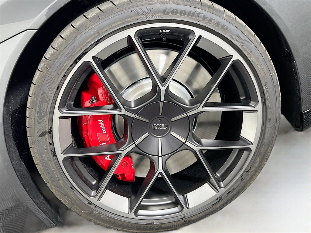 New 2026 Audi RS e-tron GT performance image 28
