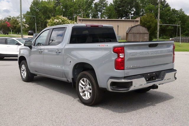 Used 2024 Chevrolet Silverado 1500 LT AWD/4WD image 5
