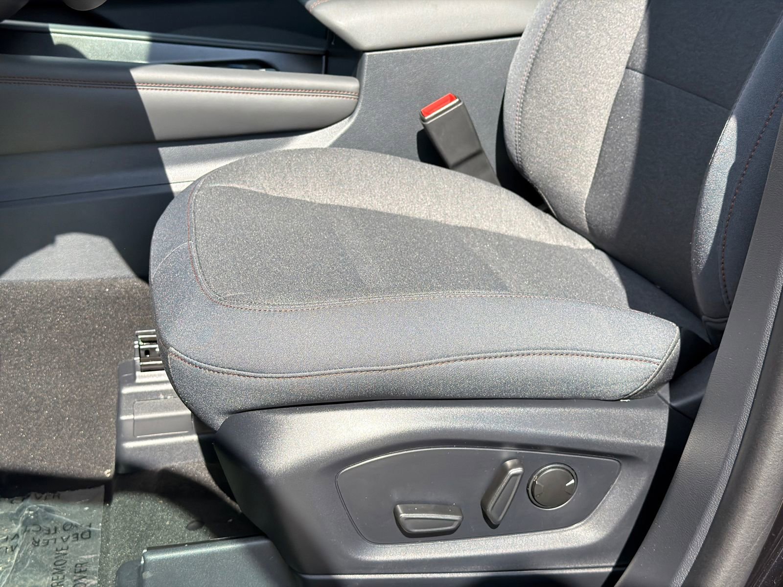 New 2026 Ford Explorer Active image 14