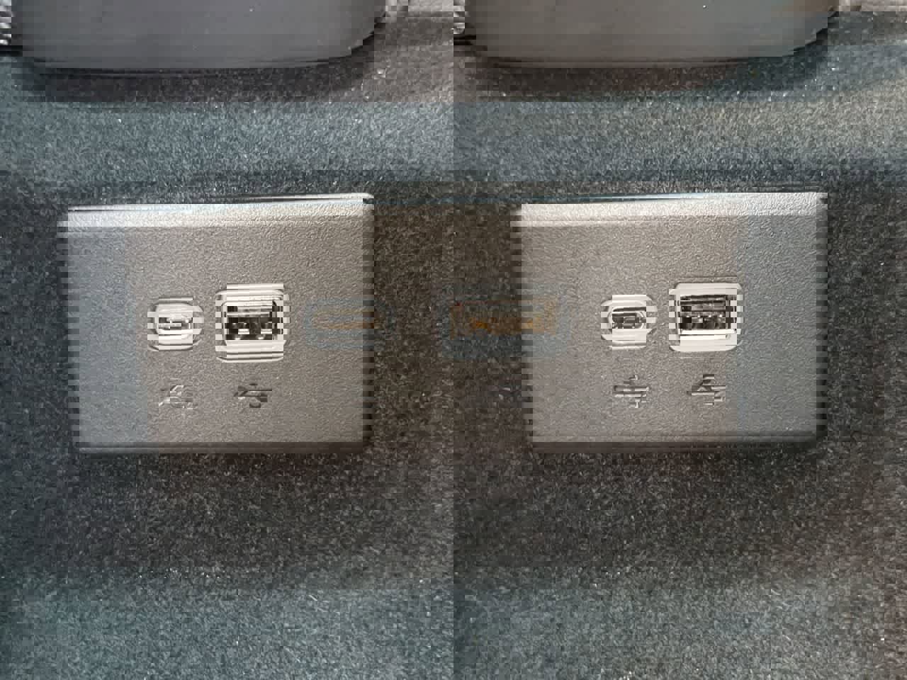 Used 2024 Chevrolet Corvette Stingray Coupe w/ 1LT image 28