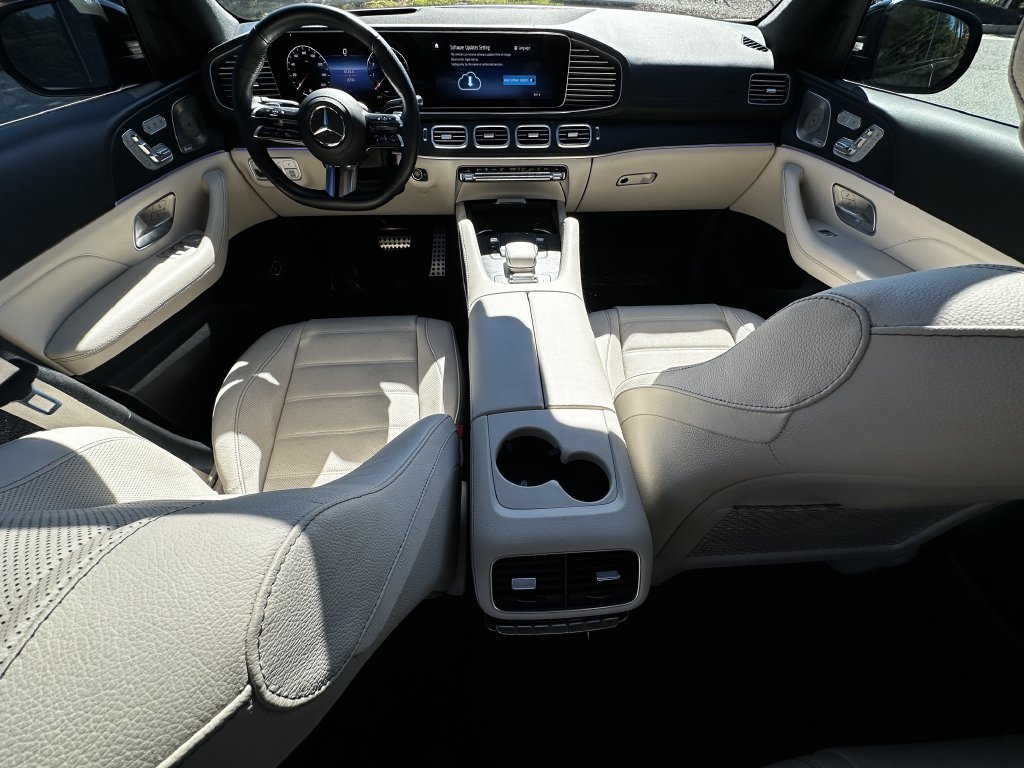 Certified 2025 Mercedes-Benz GLS 450 4MATIC image 27