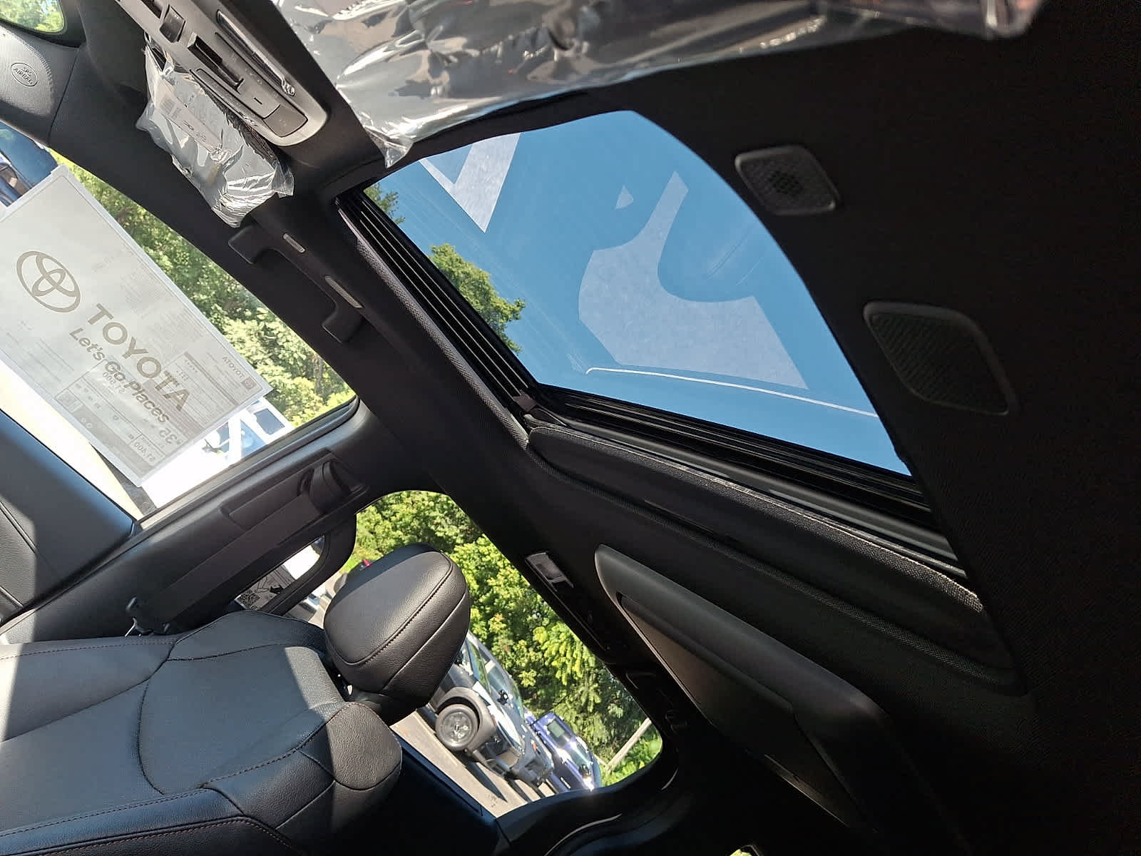 New 2026 Toyota Sienna Platinum AWD/4WD image 13