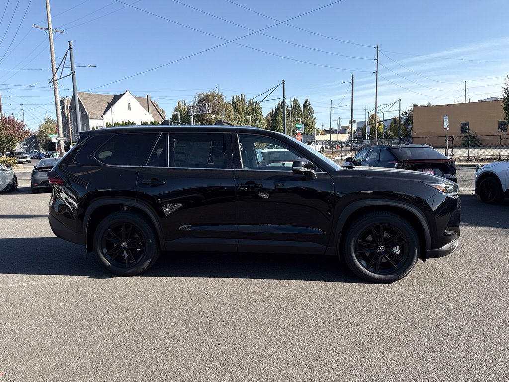 New 2026 Toyota Grand Highlander AWD image 12