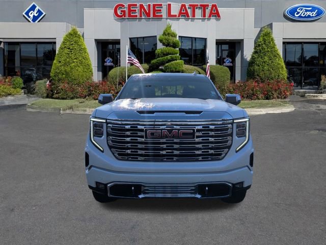 Used 2023 GMC Sierra 1500 Denali w/ Denali Reserve Package AWD/4WD image 11