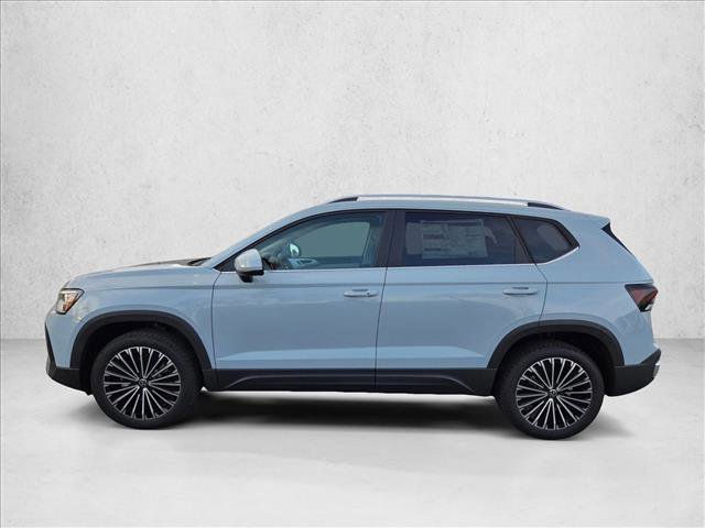 New 2026 Volkswagen Taos SE FWD image 5
