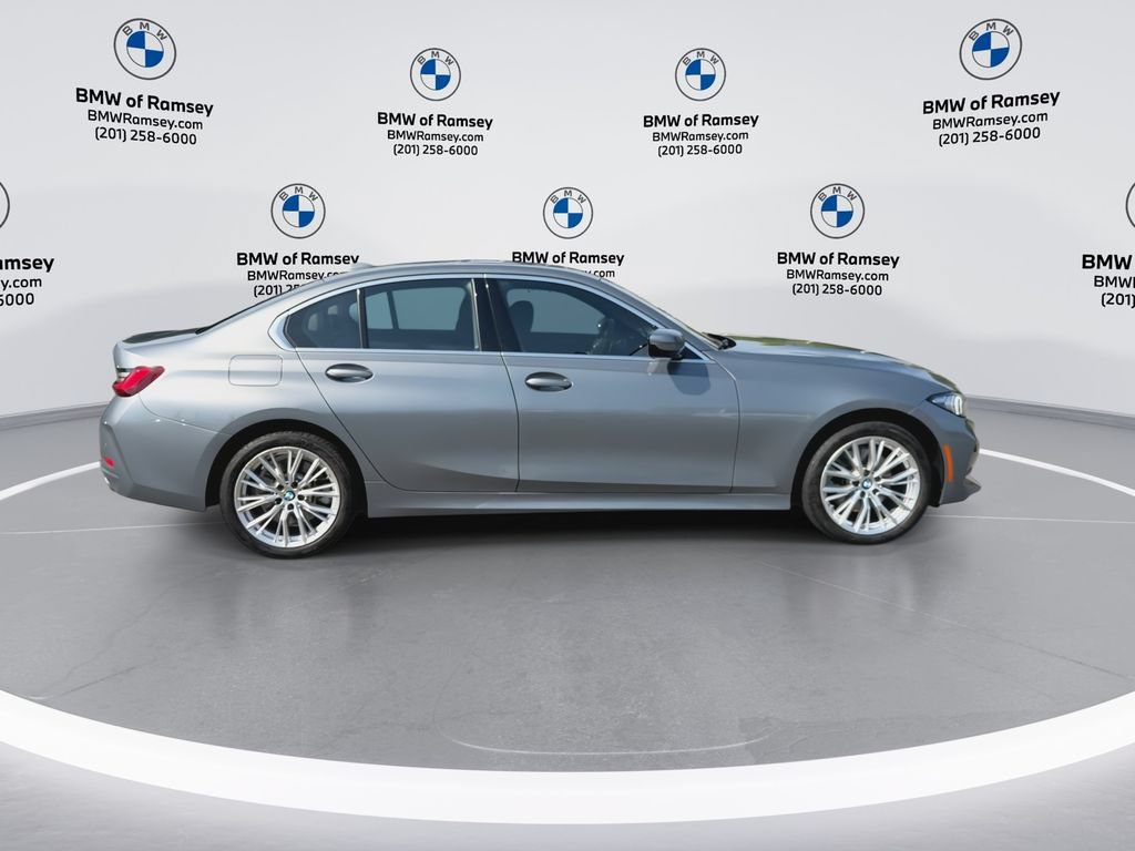 Used 2024 BMW 330i xDrive Sedan w/ Premium Package AWD/4WD image 9