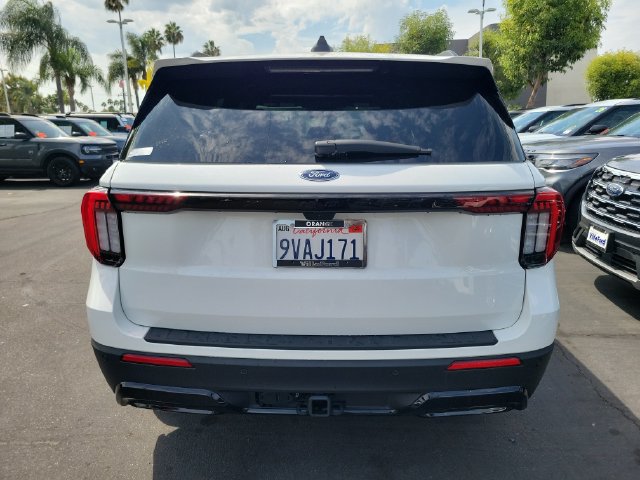 Used 2025 Ford Explorer ST-Line w/ Premium Package RWD image 23