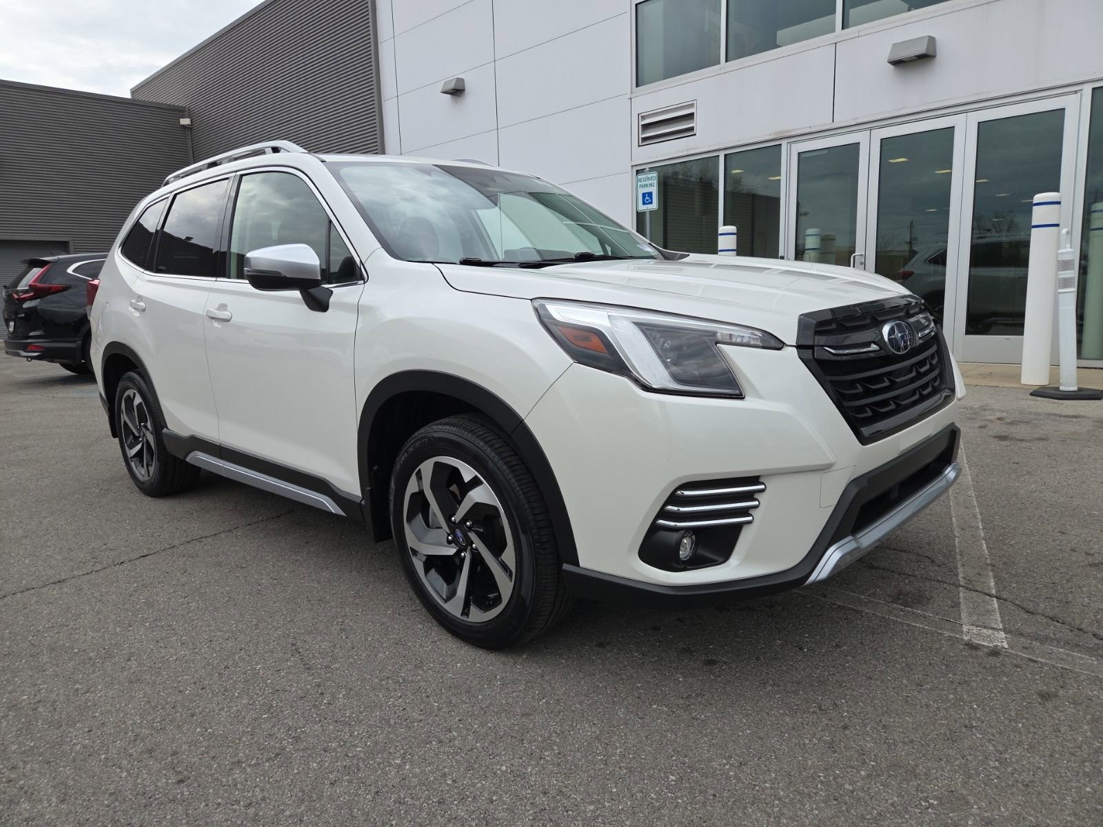 Used 2023 Subaru Forester Touring AWD/4WD image 34