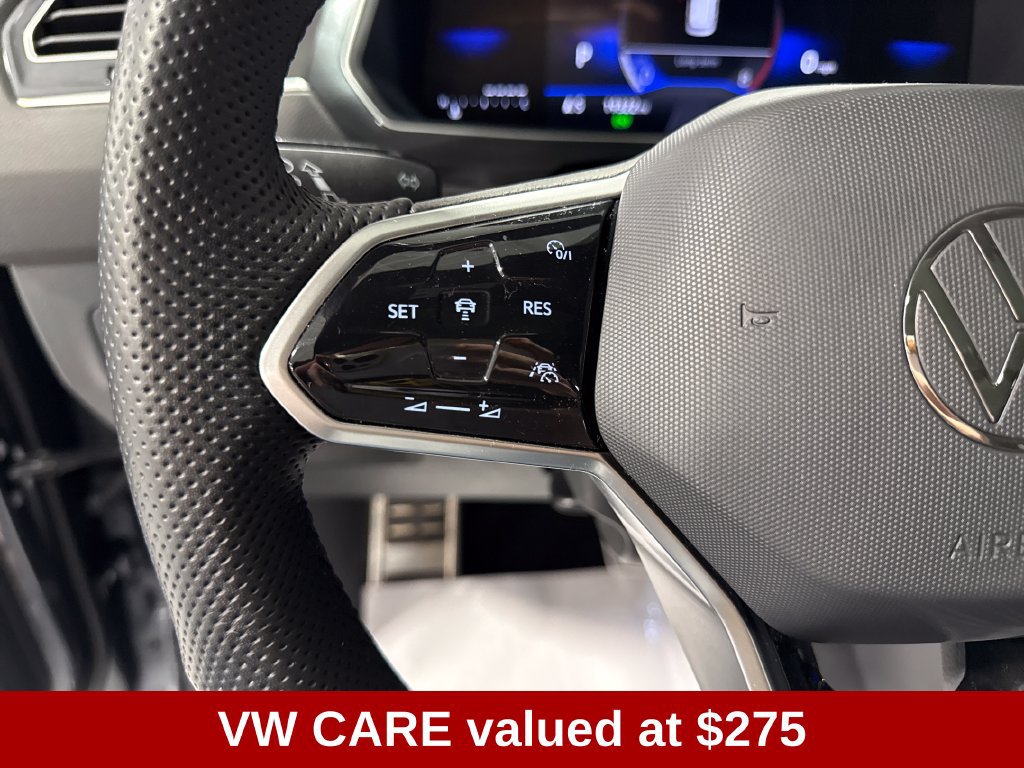 Used 2024 Volkswagen Tiguan SE R-Line FWD image 4