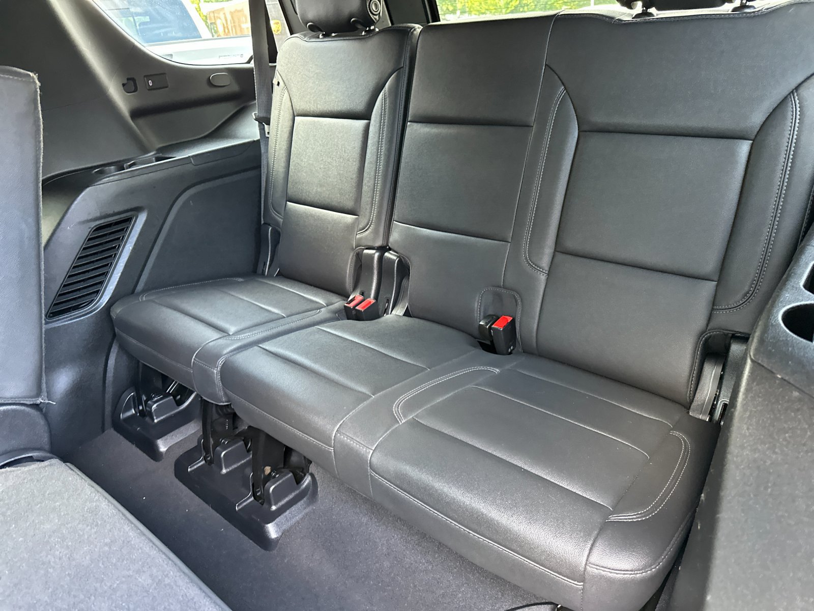 Used 2023 Chevrolet Tahoe LT AWD/4WD image 14