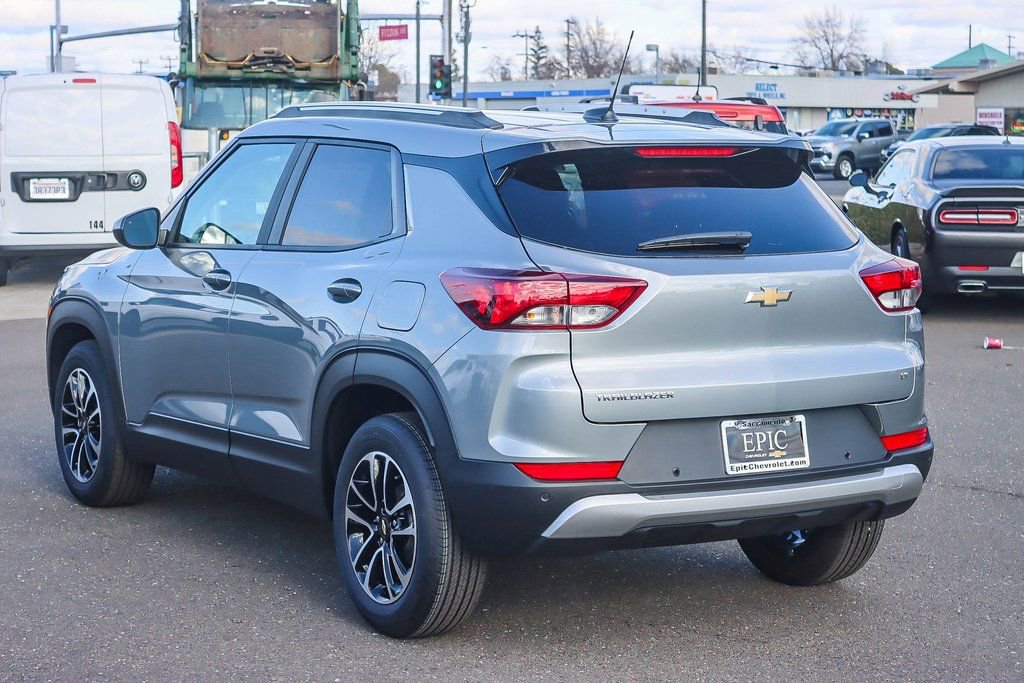 New 2026 Chevrolet TrailBlazer LT image 2