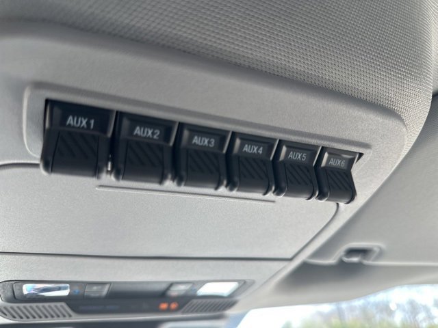 New 2024 Ford F550 4x4 Regular Cab Super Duty image 19