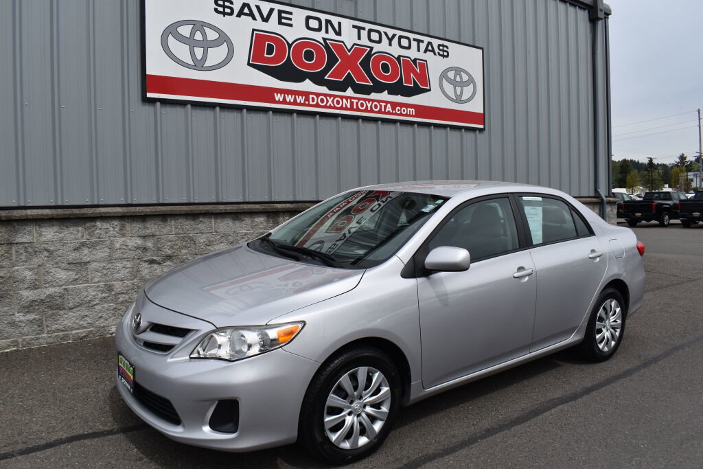 Used 2012 Toyota Corolla LE image 1