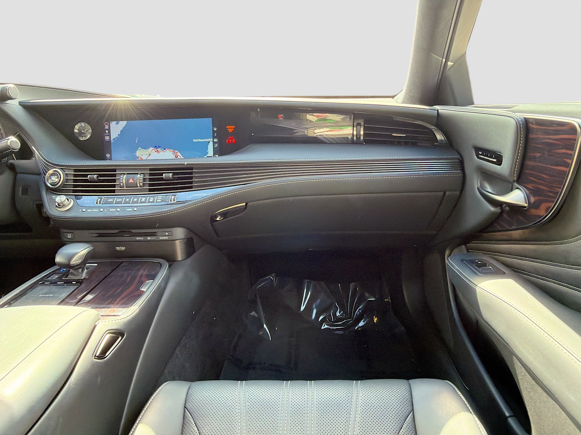 Used 2019 Lexus LS 500 AWD image 18