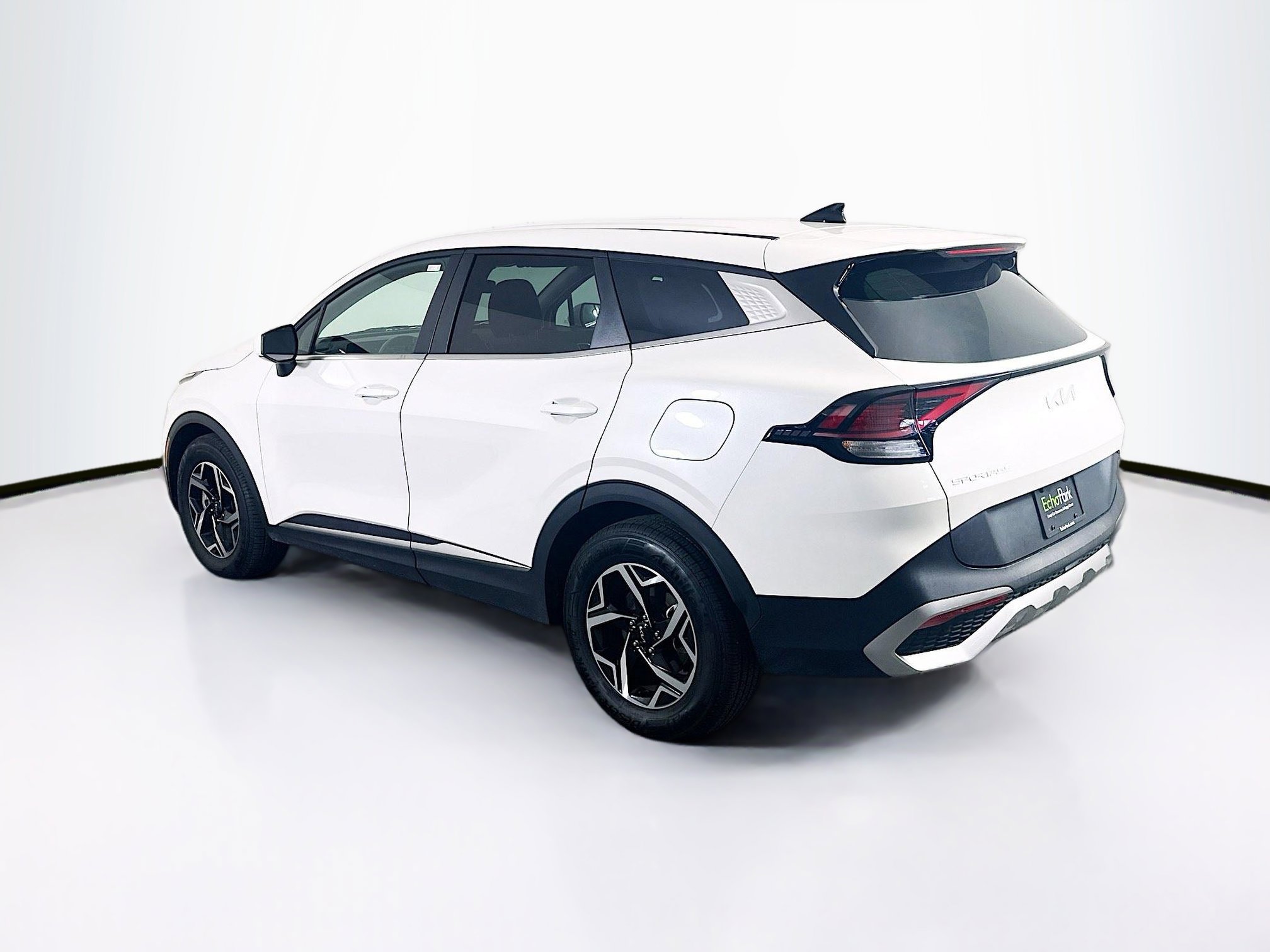 Used 2024 Kia Sportage LX image 5
