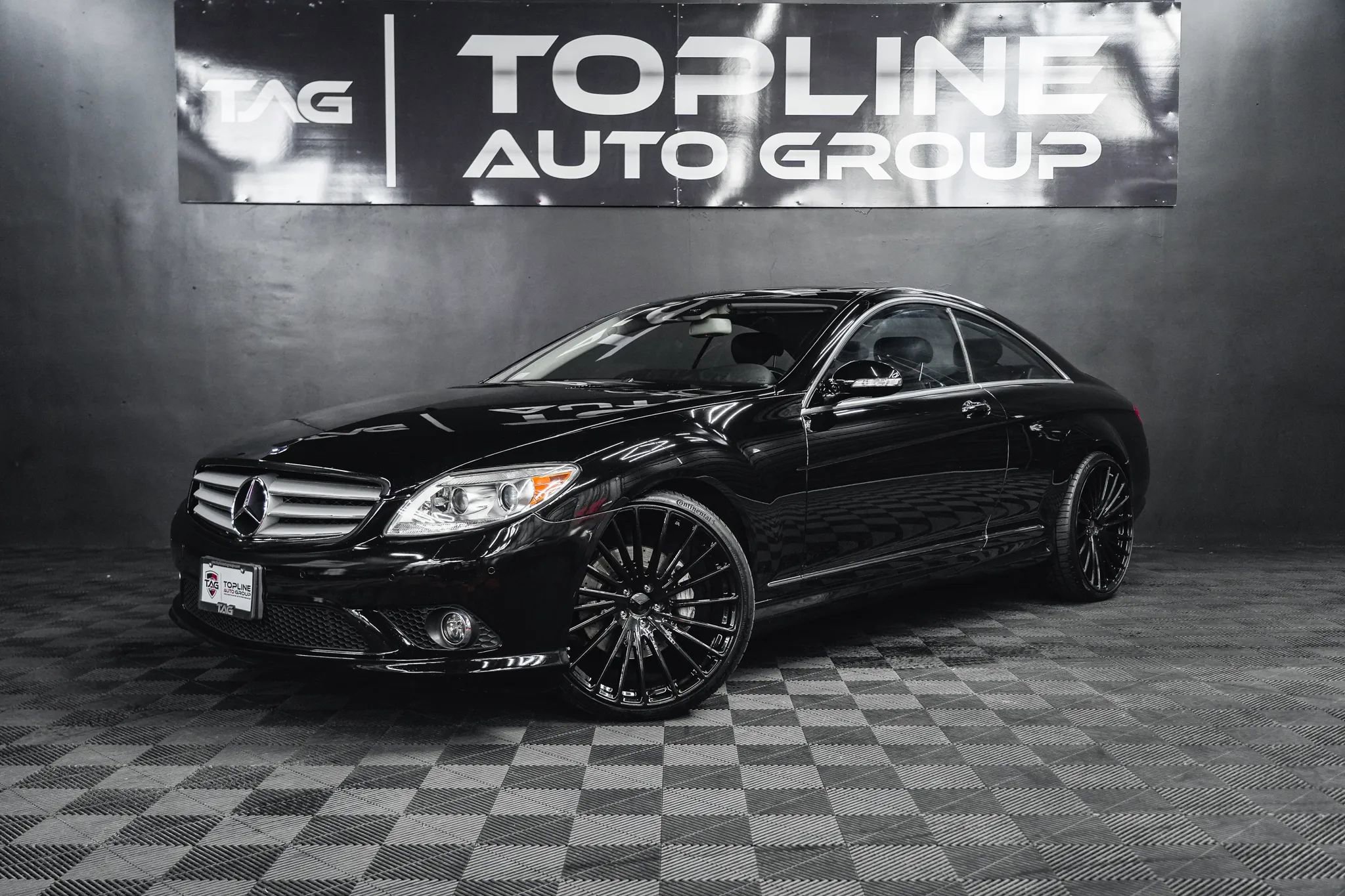 Used 2009 Mercedes-Benz CL 550 4MATIC image 1