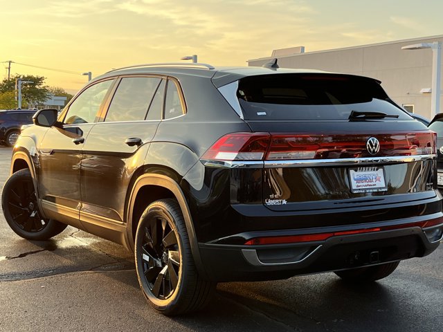New 2026 Volkswagen Atlas Cross Sport SE image 18