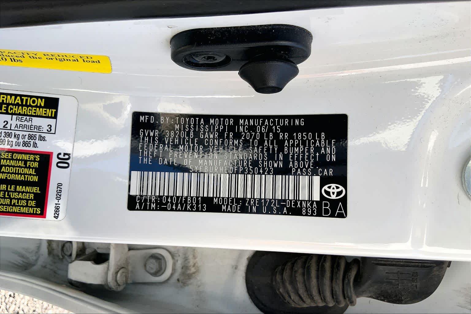 Used 2015 Toyota Corolla LE FWD image 36