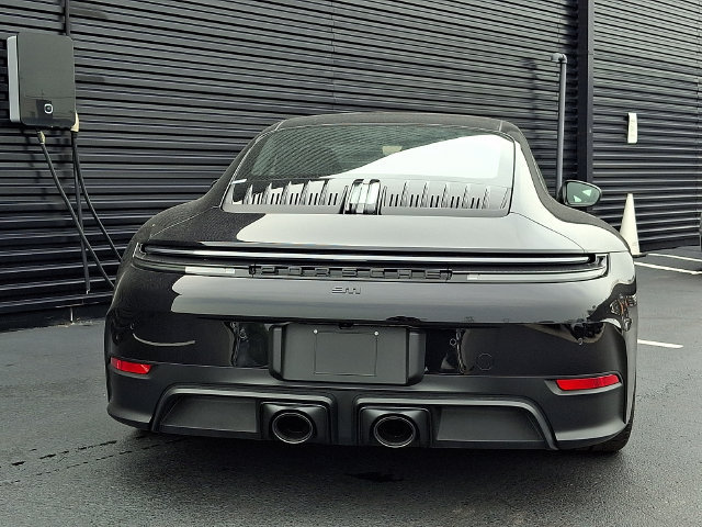 Certified 2026 Porsche 911 Carrera GTS RWD image 6