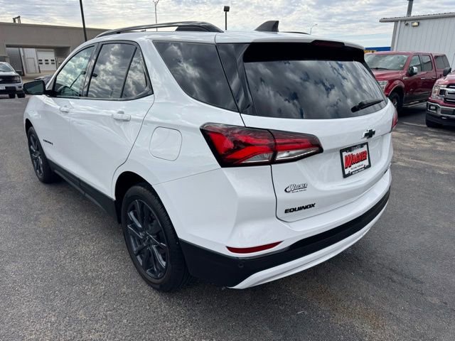Used 2024 Chevrolet Equinox RS w/ RS Leather Package image 5