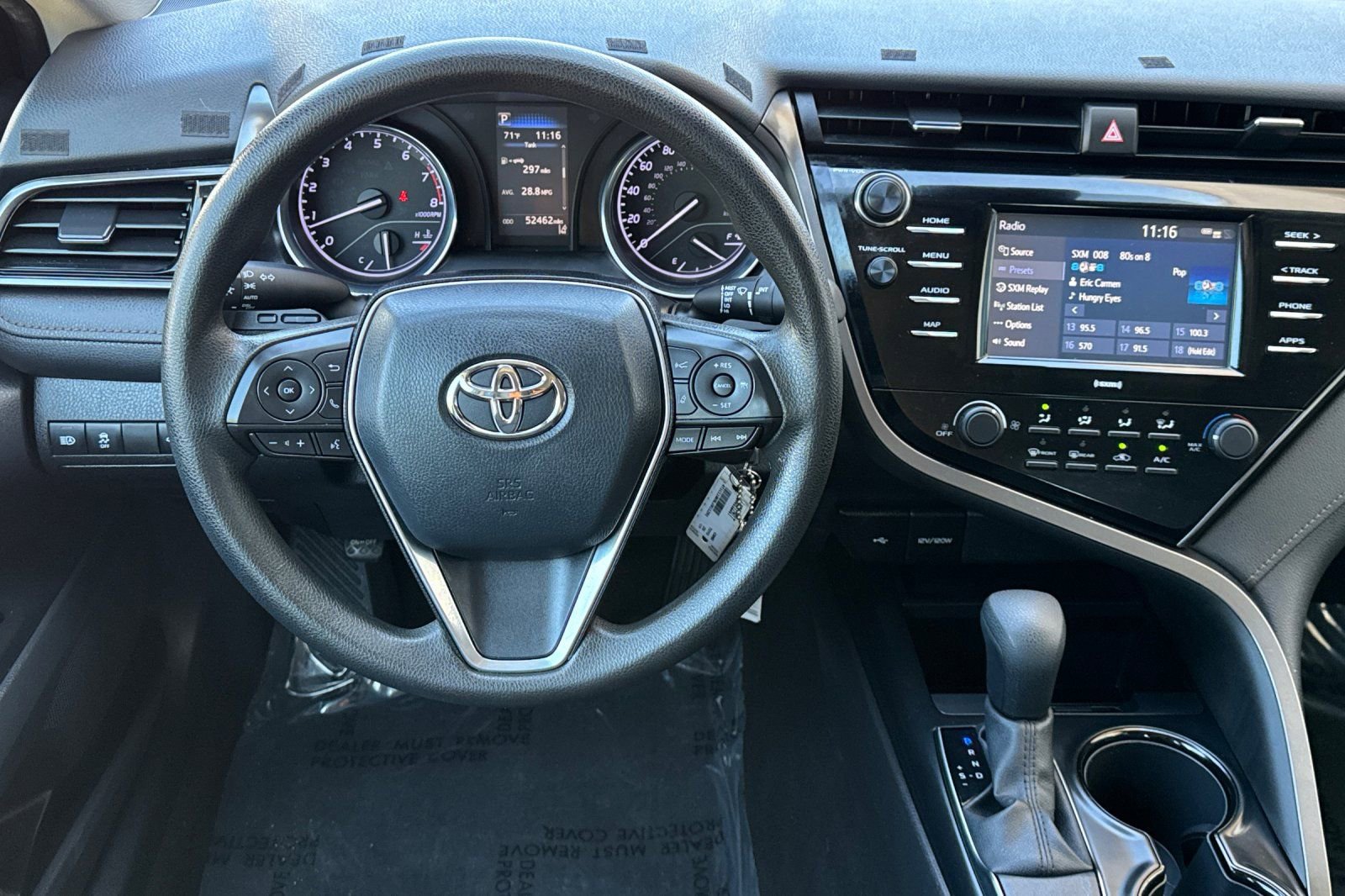 Used 2020 Toyota Camry LE image 14