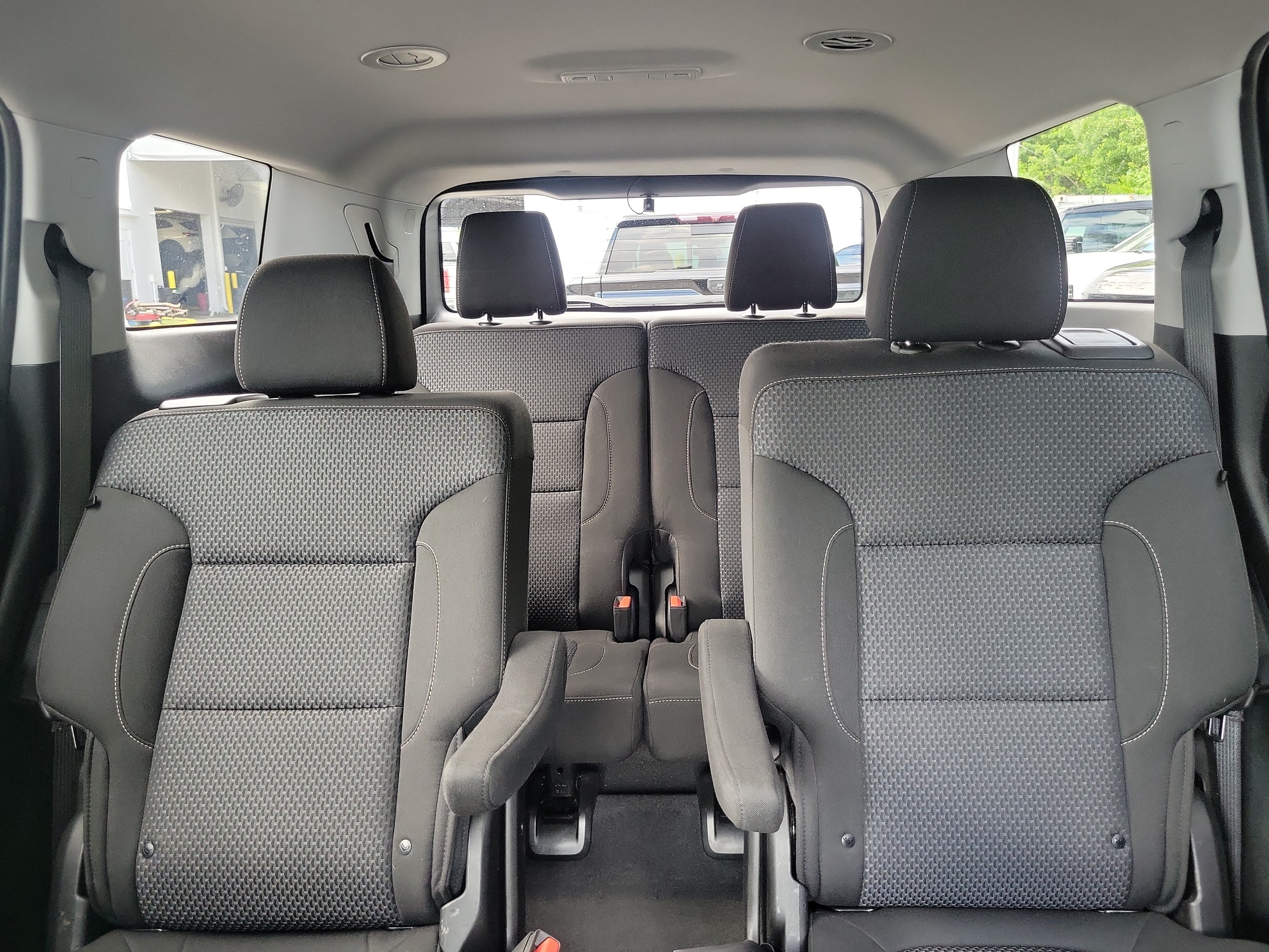 Used 2023 GMC Acadia SLE w/ Elevation Edition FWD image 14