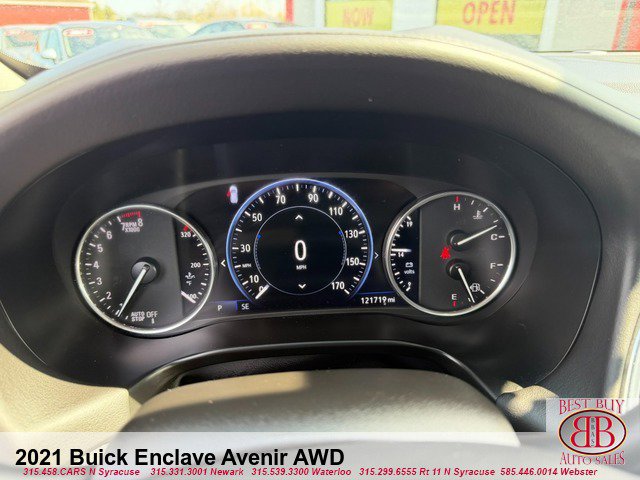 Used 2021 Buick Enclave Avenir w/ Avenir Technology Package AWD/4WD image 17