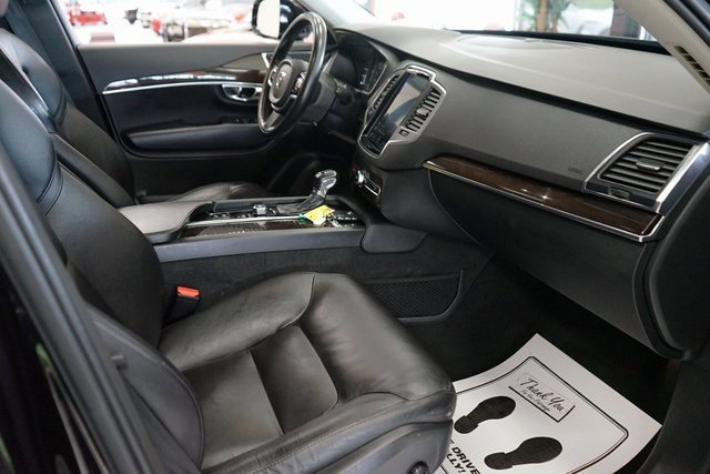 Used 2019 Volvo XC90 T5 Momentum w/ Protection Package image 45